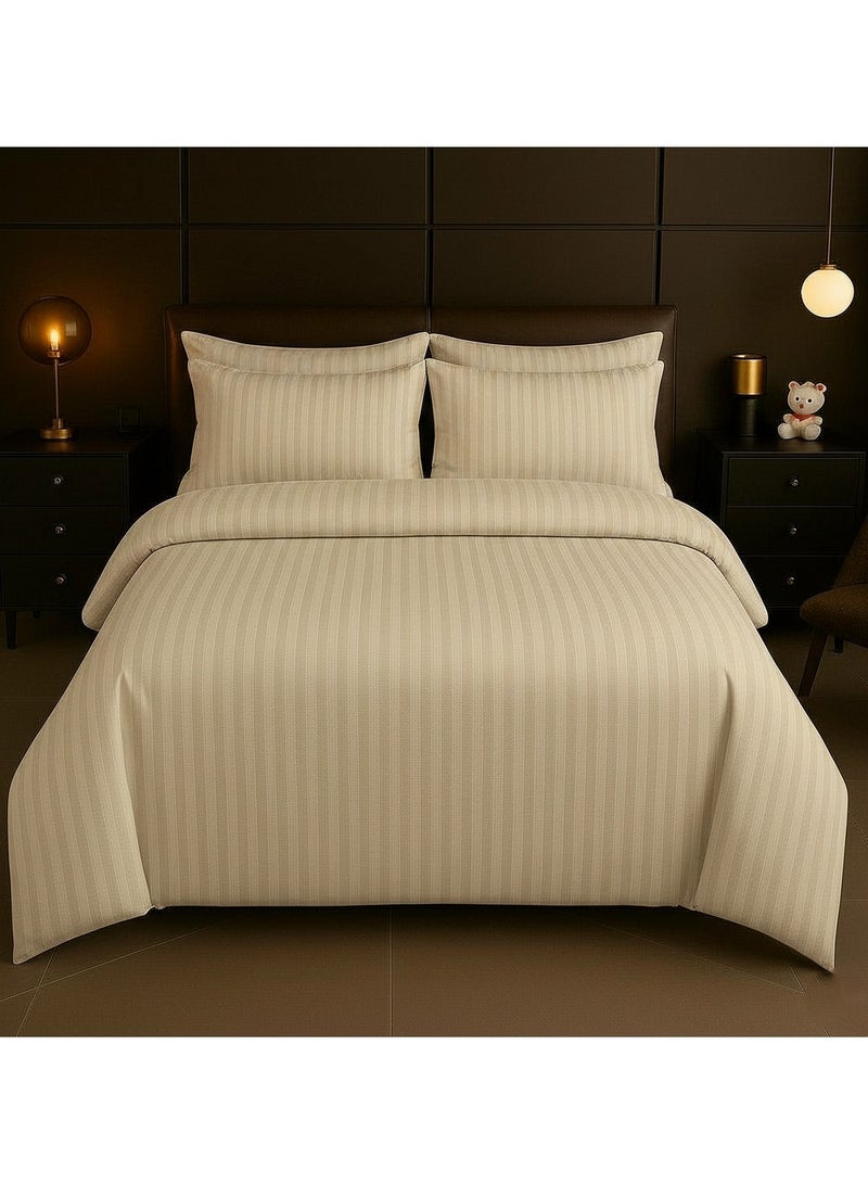 ماكسكون طقم غطاء لحاف مكون من 6 قطع - يتضمن غطاء لحاف واحد، وملاءة جاهزة واحدة و4 أكياس وسائد - مقاس كينج/كوين/مفرد، اللون بيج - Image 1